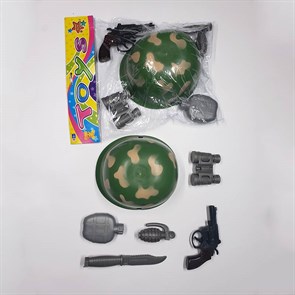 Набор военный с каской и оружием в пакете, 068-38