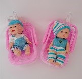 Пупс 18 см в переноске 20 см, в одежде, 9059-В 9059-В